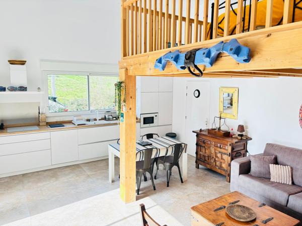 BIEN D’EXCEPTION - Maison familiale et/ou gîtes sur parcelle constructible