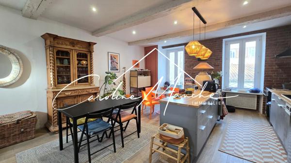 Charmante maison de ville T4 + garage à Eyguières