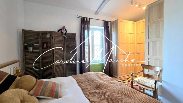 Charmante maison de ville T4 + garage à Eyguières