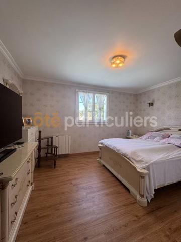 Vente
                Maison97,28 m² - 4 Pièces -
                    CERGY (95800)