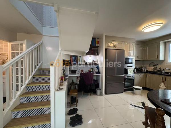Vente
                Maison97,28 m² - 4 Pièces -
                    CERGY (95800)