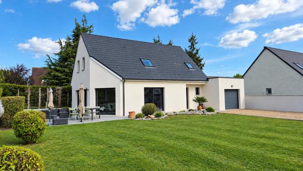 CAEN NORD OUEST - Pavillon récent avec vie de plain pieds sur terrain paysagé