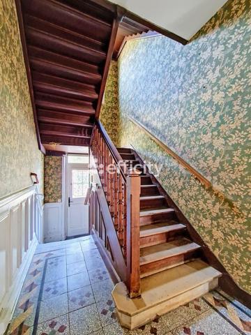 Maison
         15 pièces
        - 373 m² Bien prestige 2 550 000 € *