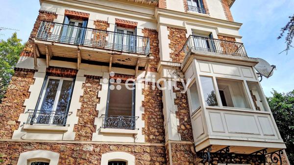 Maison
         15 pièces
        - 373 m² Bien prestige 2 550 000 € *