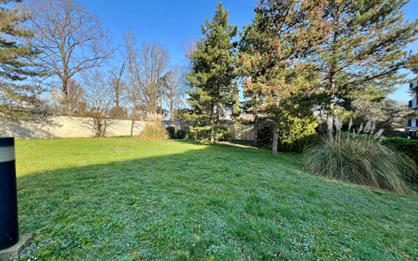 Appartement à louer    3 pièces • 72,30 m2 Lyon 5