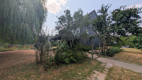 Maison familiale de 170 m² sur plus de 2 500 m² de terrain