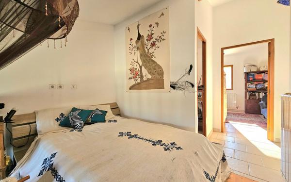 Maison à vendre    6 pièces •  Lançon-Provence