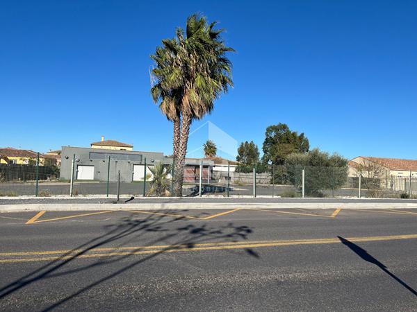 Local commercial à vendre à AGDE - Zone des Septs Fonts