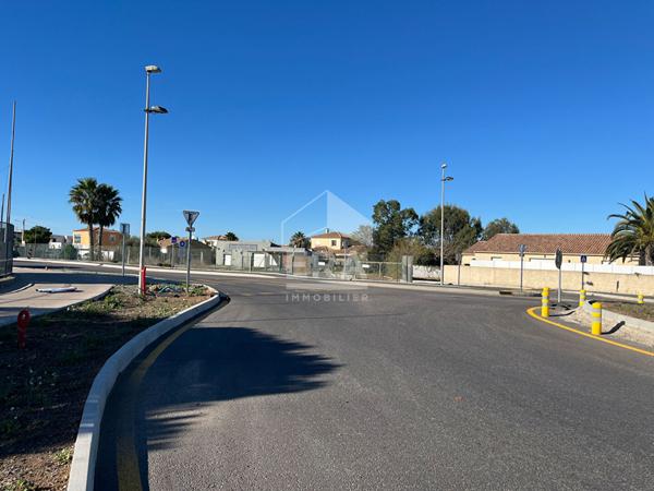 Local commercial à vendre à AGDE - Zone des Septs Fonts