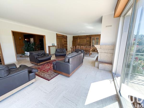 Maison 8 pièces de 217 m² à Piriac-sur-Mer (44420)