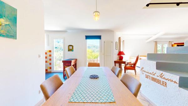 Maison 5 pièces 140m2 avec garage et piscine