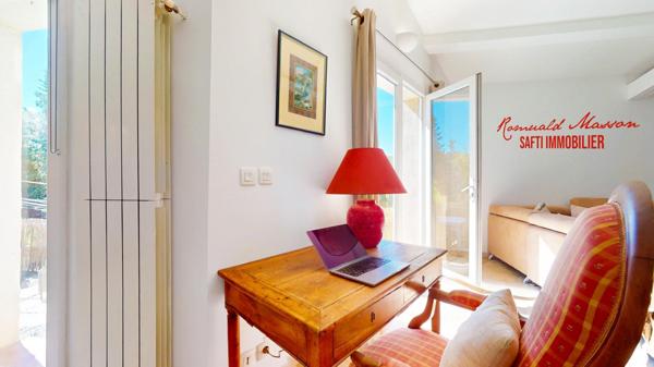 Maison 5 pièces 140m2 avec garage et piscine