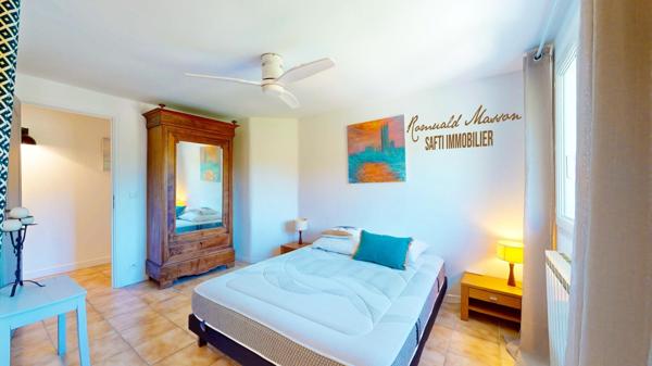 Maison 5 pièces 140m2 avec garage et piscine