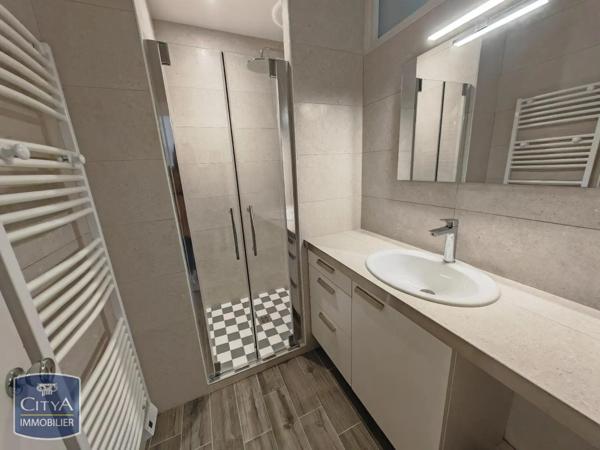 Appartement à louer 2 pièces 46.1m²