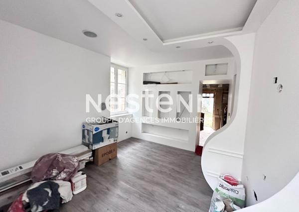 Jolie maison comprenant une chambre à finir de rénover à Montval-Sur-Loir (72500)