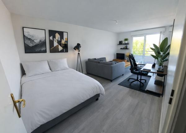 Appartement Coueron 1 pièce(s) terrasse parking