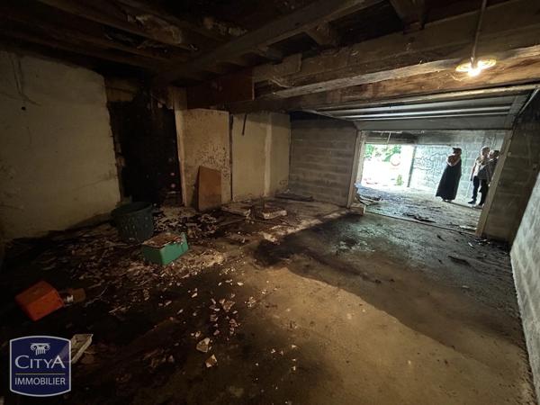 Local commercial à vendre 350m² Saintes (17100)