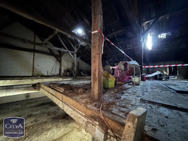 Local commercial à vendre 350m² Saintes (17100)