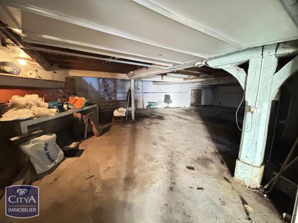 Local commercial à vendre 350m² Saintes (17100)