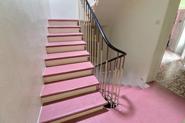 A VENDRE Entraigues Sur La Sorgue Maison 6 pièce(s) 140 m²