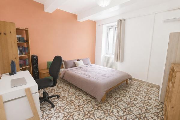 A VENDRE Entraigues Sur La Sorgue Maison 6 pièce(s) 140 m²