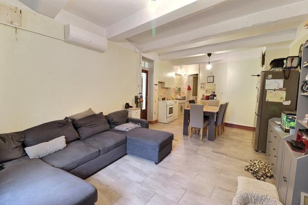 A VENDRE Entraigues Sur La Sorgue Maison 6 pièce(s) 140 m²