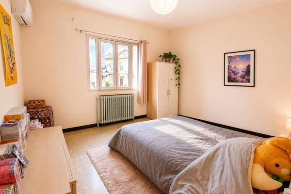 A VENDRE Entraigues Sur La Sorgue Maison 6 pièce(s) 140 m²