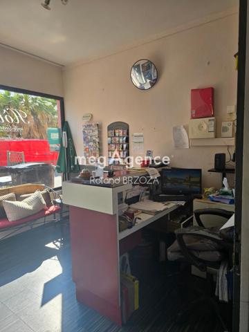 Local Commercial à PONTORSON, 50170 - 14 pièces 228m²