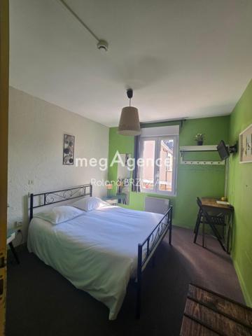 Local Commercial à PONTORSON, 50170 - 14 pièces 228m²