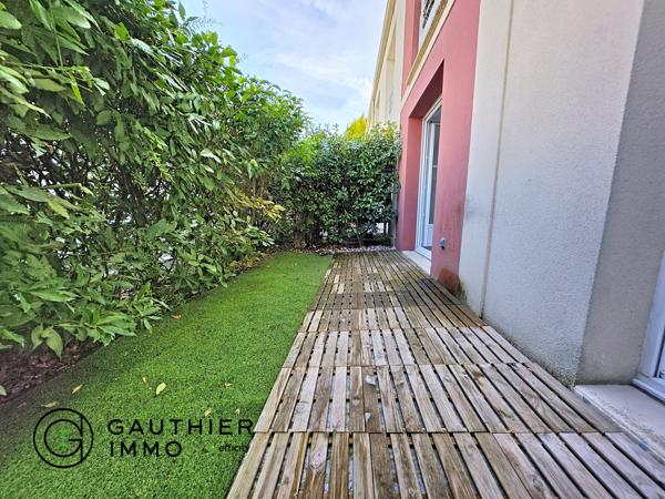 Appartement
         2 pièces
        - 42 m² 158 500 € *