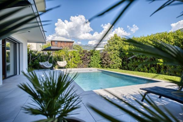 Vente Maison de luxe Annecy-le-Vieux 16 Pièces 217 m²
