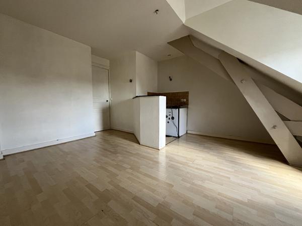 NANTES- VIARME - Appartement T2 d'environ 29 m2,  
Nantes 44000