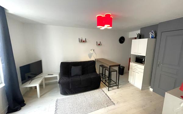 Appartement à vendre    1 pièce • 20 m2 Reims