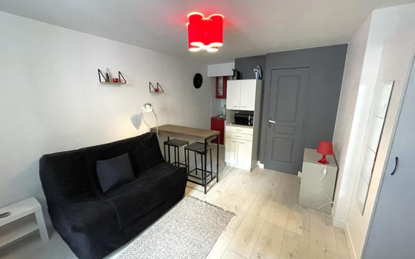 Appartement à vendre    1 pièce • 20 m2 Reims