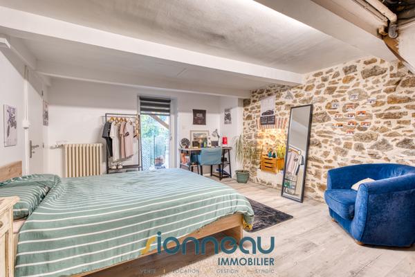Maison
                                                                                                                                                                                                                                                                                                                        5 pièce(s)                                                                                                                                                                                                          3 chambre(s)                                                                                                                                                                                                          100  m²