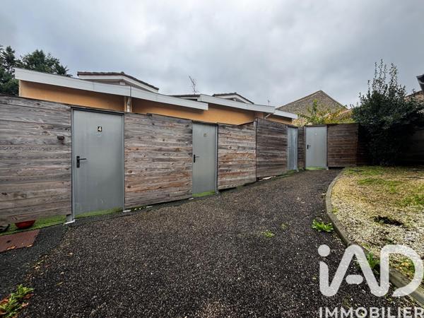 Immeuble à vendre 400 m² Vayres