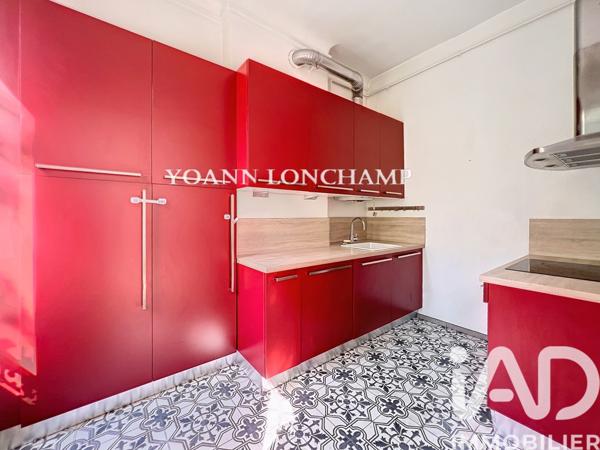 Location appartement 3 pièces 74 m² Marseille 5