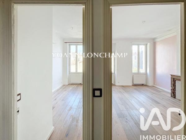 Location appartement 3 pièces 74 m² Marseille 5