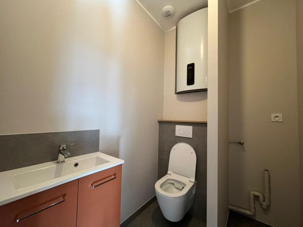 Massiac (15500) Appartement T3 rénové avec prestations haut de gamme – Centre de Massiac