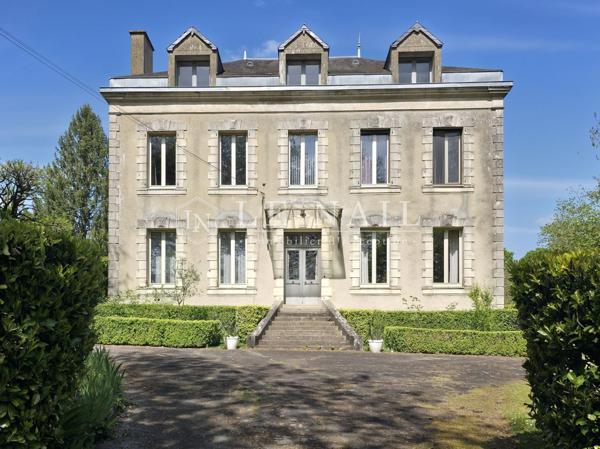 Maison bourgeoise fin XIXe siècle sur parc arboré, aux portes du Perche sarthois