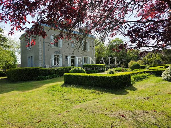Maison bourgeoise fin XIXe siècle sur parc arboré, aux portes du Perche sarthois