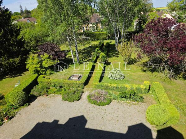 Maison bourgeoise fin XIXe siècle sur parc arboré, aux portes du Perche sarthois