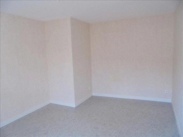 Location                                                      Appartement
                        
                     2 pièces                      47 m2                     à Raon-l'Étape