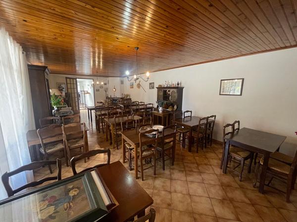 A VENDRE SORGUES ensemble immobilier