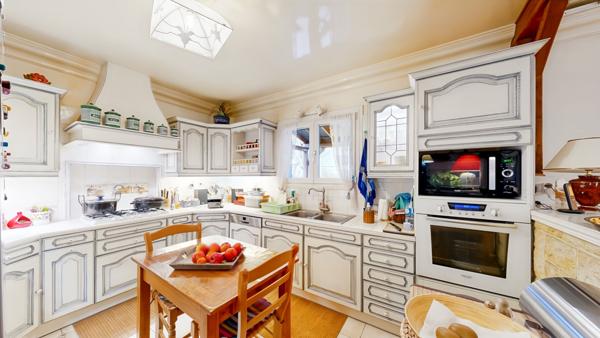 Maison Vaux Sur Seine 130 m², 5 chambres