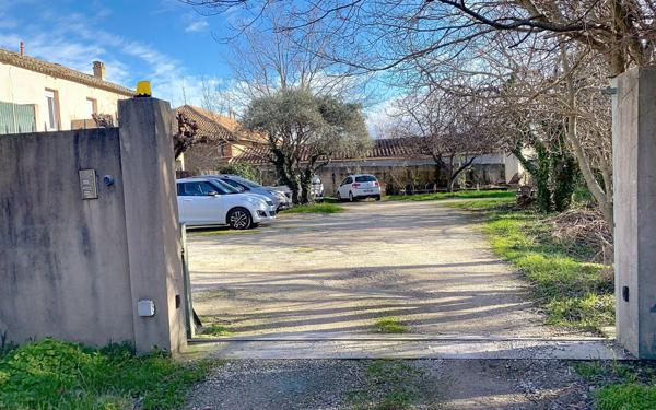 Appartement à vendre    1 pièce • 32,52 m2 Châteauneuf-de-Gadagne