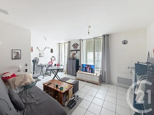 Appartement F1 à vendre  2 pièces - 35,19 m 2   REMIREMONT  - 88