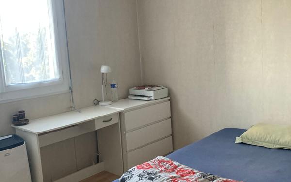 Appartement à vendre    4 pièces • 76 m2 Gradignan