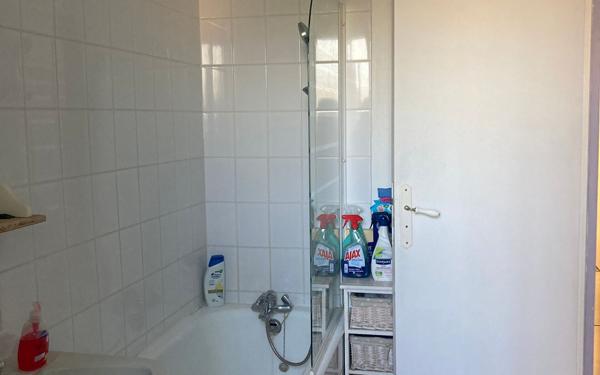 Appartement à vendre    4 pièces • 76 m2 Gradignan