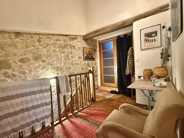 Lauzerte (82110) Lauzerte. Maison en pierre au village avec jardin belle vues